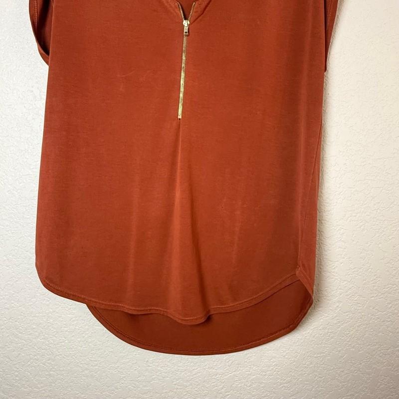 Green Envelope Los Angeles Rust V Neck Short Sleeve Zipper Tunic Top M