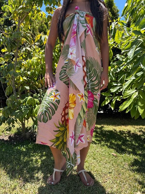 Hawaiian Design Sarong Pink Tropical Hibiscus Plumeria Luau Wrap Pareo Dress