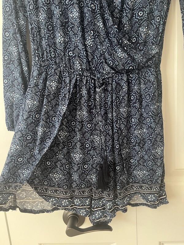 Hollister Sz SM Navy Floral Romper V-Neck Boho Tassels Long Sleeves Festival