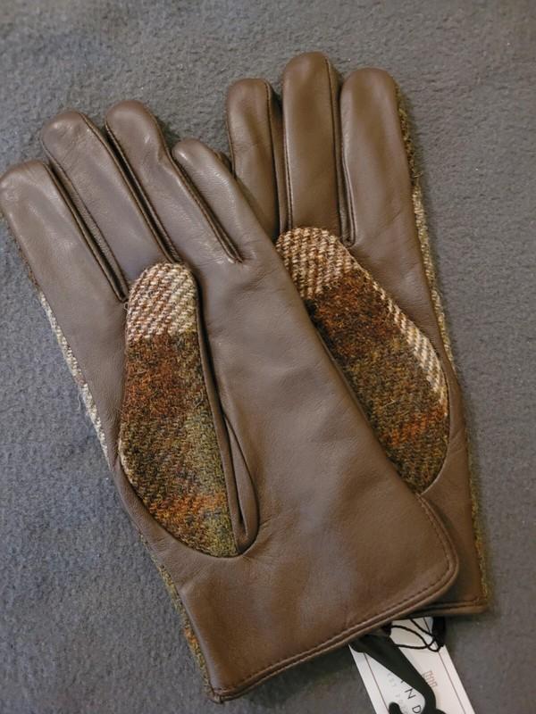 House Of Bruar Ladies Harris Tweed And Leather Gloves Size Medium BNWT
