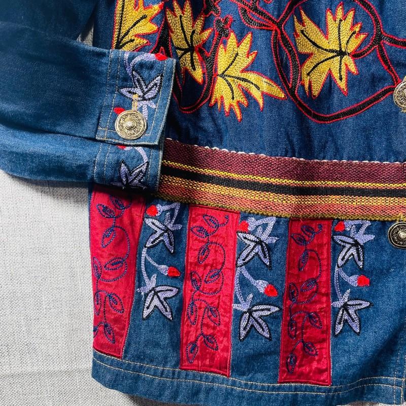 Indigo Moon Women Denim Jacket M Embroidered Floral Button Up Vintage Western