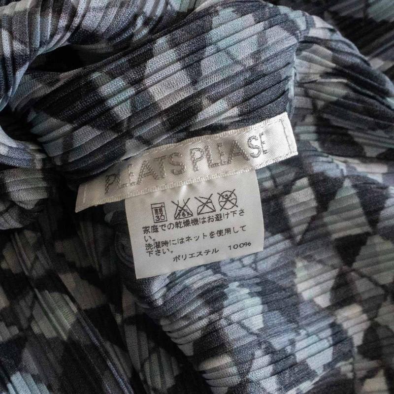 Issey Miyake Pleats Please Cut & Sew Pattern Top Used Japan