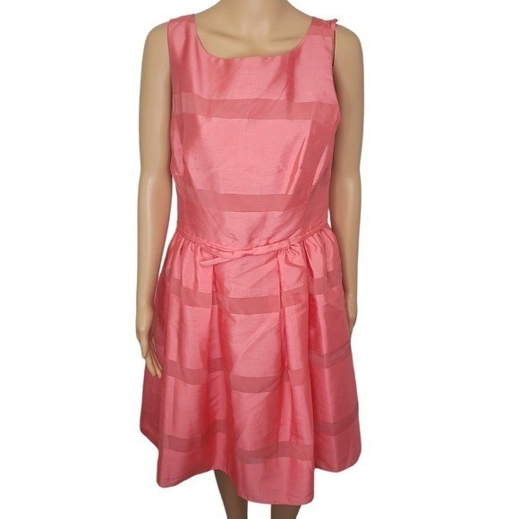 J Taylor Peach Coral Sleeveless Round Neckline Knee Length Dress Size 16