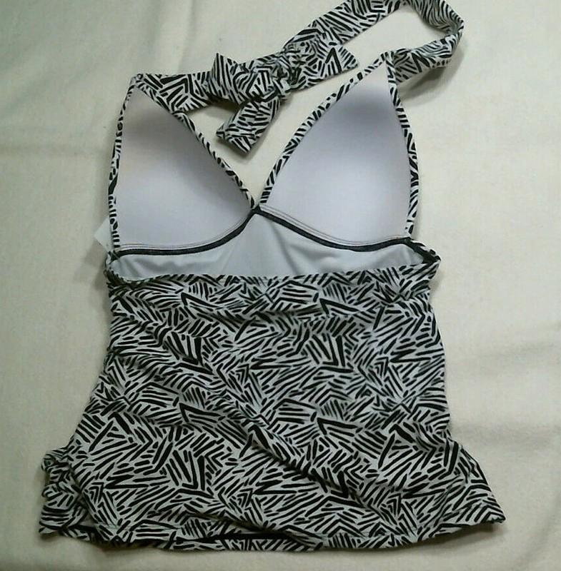 Jaclyn Smith Swim Halter Tankini Top Black/White Print Missy Sizes NWT