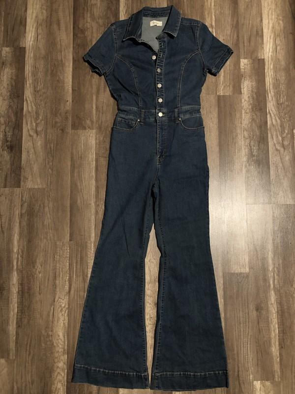 Jessica Simpson Denim Jumpsuit Womens 9 Short Sleeve Flare Leg Cammie Jumpsuit