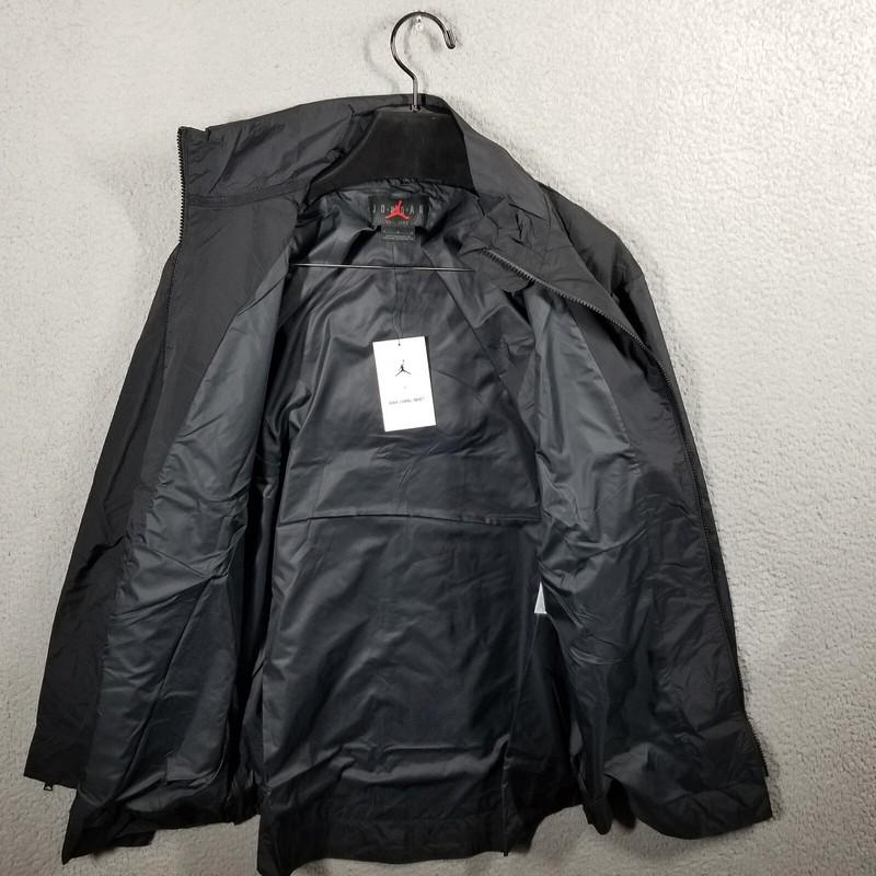 Jordan X Nina Chanel Abney Women's M Jacket Black University Red Nike DO4152-010