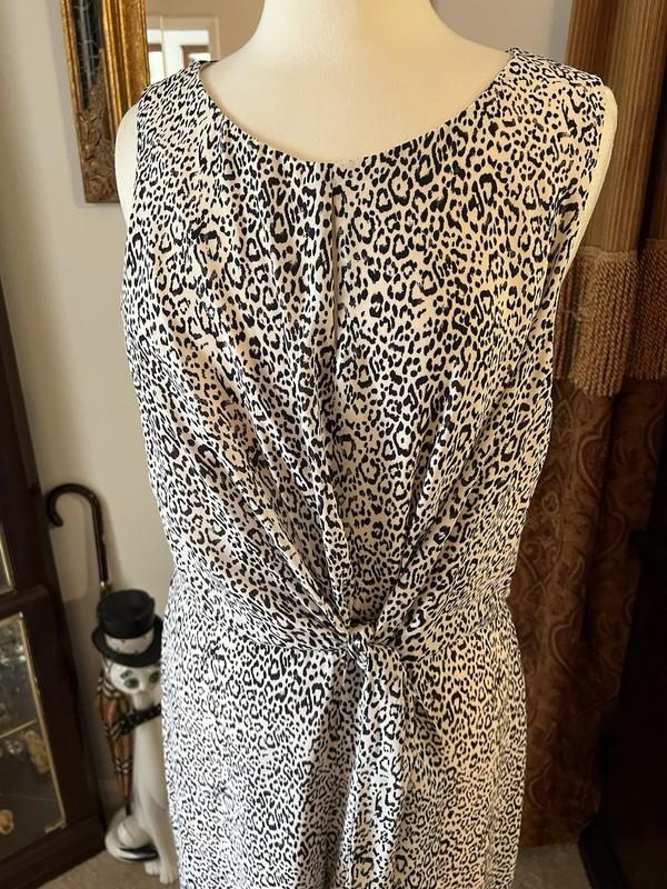 June & Hudson Sz XL Black Ivory Animal Print Sleeveless Wide Leg Jumpsuit MINT