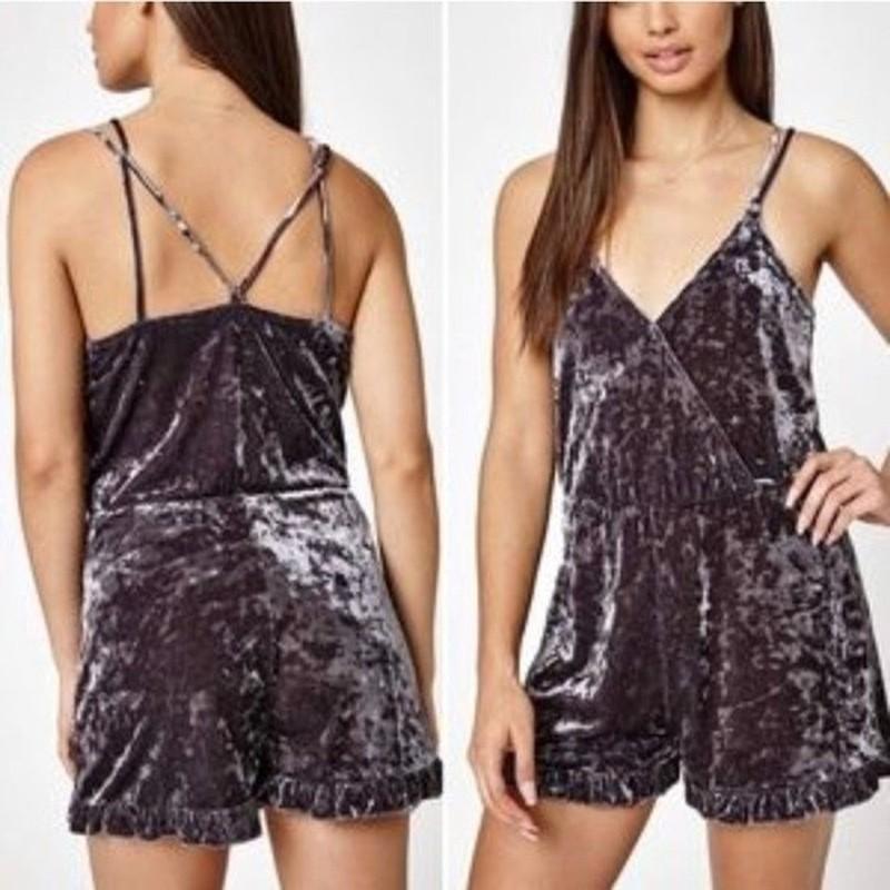 Kendall & Kylie Velvet Romper NWT Size Small