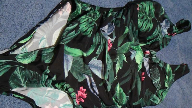 Kona Sol Women's Tummy Control Tie-Front One Piece Swimsuit Black/Green Flora 22