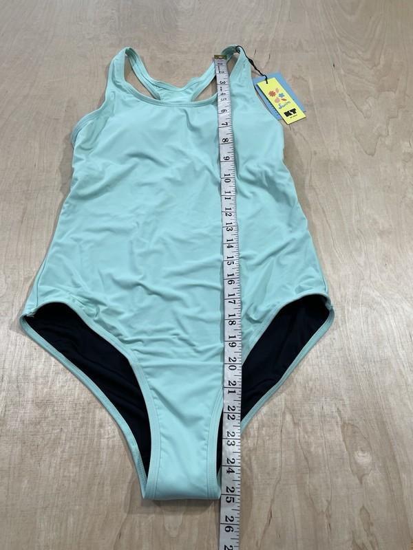 KT SWIM BY KNIX Period Proof Sport Back Stroke One Piece SwimSuit Sz L Minty NWT