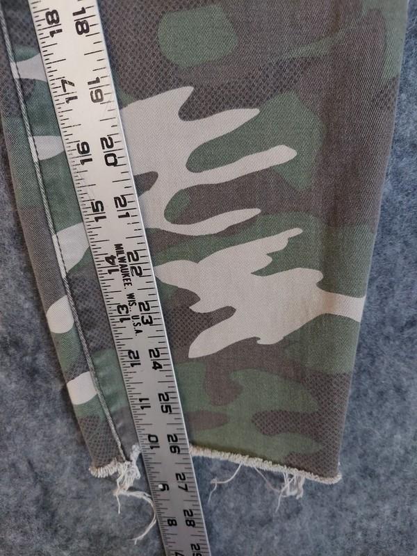 Kut From The Kloth Camo Jeans Womens 10 Green Military Button Fly Raw Hem