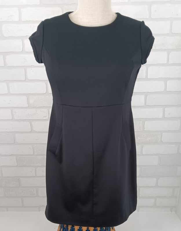 LANDS' END OUTFITTERS BLACK CAREER DRESS CAP SLEEVES