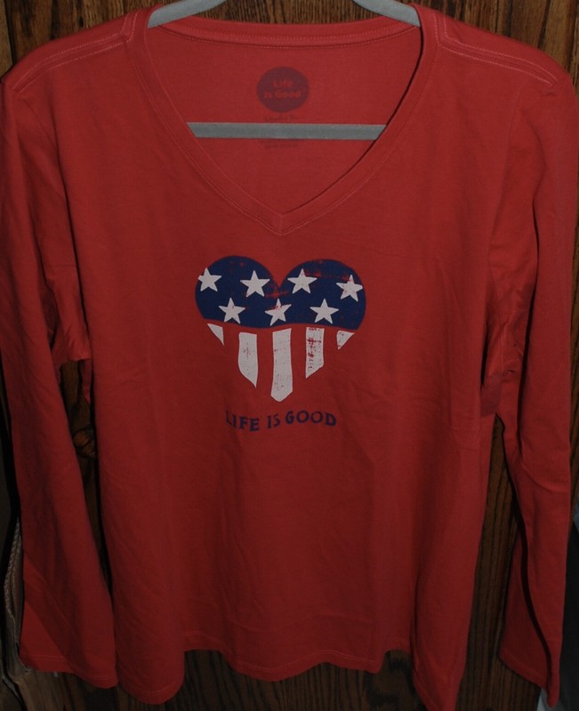 Large NWT Women's Life Is Good Flag Heart USA Patriotic Red LS Crusher Vee