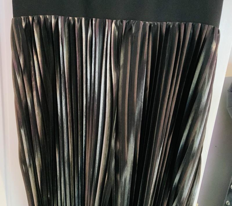Lavish Alice Size 12 Tall Jumpsuit Metallic Pleated Wide Leg Inside Leg 34”
