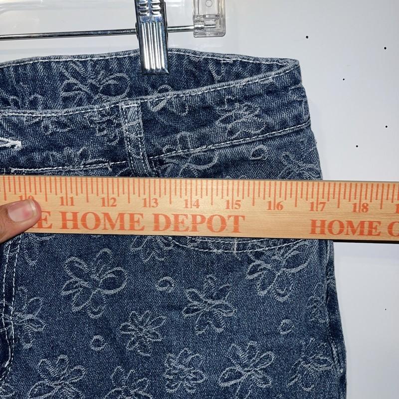 Le Lis Collection Women’s High Waist Jeans Size Large Embroidered Flower Denim