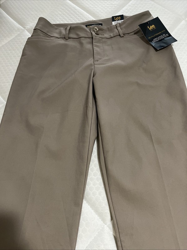 Lee Secretly Shapes Pants SZ 10 MEDIUM Straight Leg Light Fawn Regular Fit