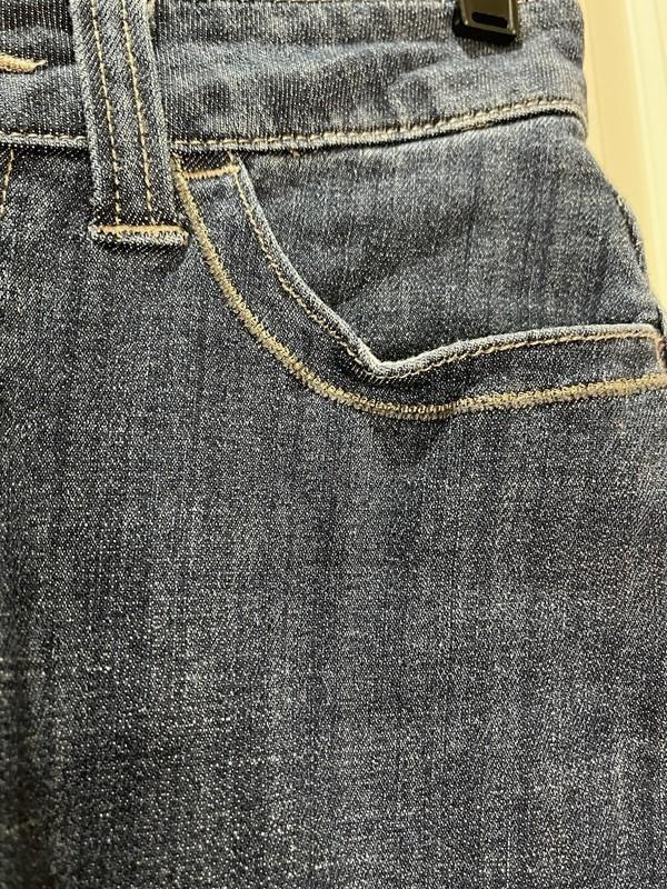 Lee Slender Secret Lower On The Waist Straight Leg Jeans Size 4