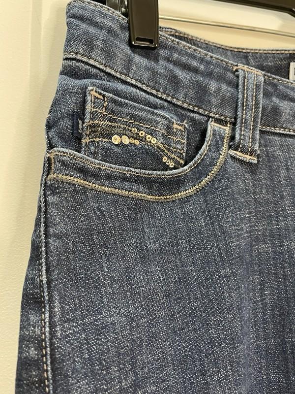 Lee Slender Secret Lower On The Waist Straight Leg Jeans Size 4