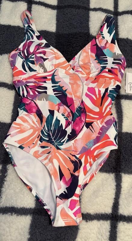 Leilani "Kauai White Water" 1-Piece Swimsuit White/multi Floral Sz. 6