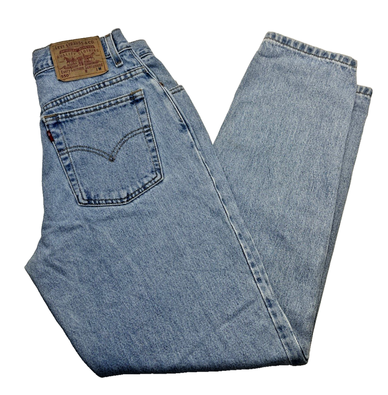 Levi's 505 Womens Size 10 Reg. M Vintage Relaxed Fit Tapered Leg Great Condition