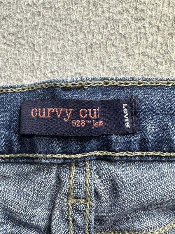 Levi's 528 Curvy Cut Bootcut Jeans Womens 13 Medium Blue Wash Stretch Denim