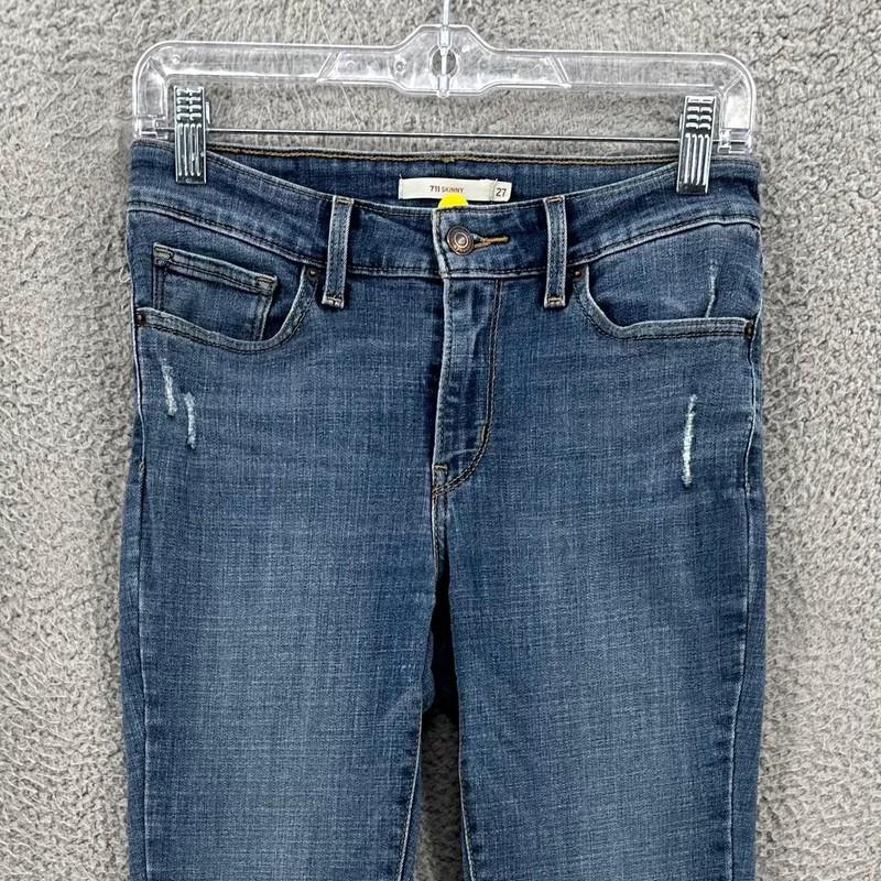 Levi's 711 Skinny Jeans Distressed Women's Size 27 Stretch Medium Wash 11060