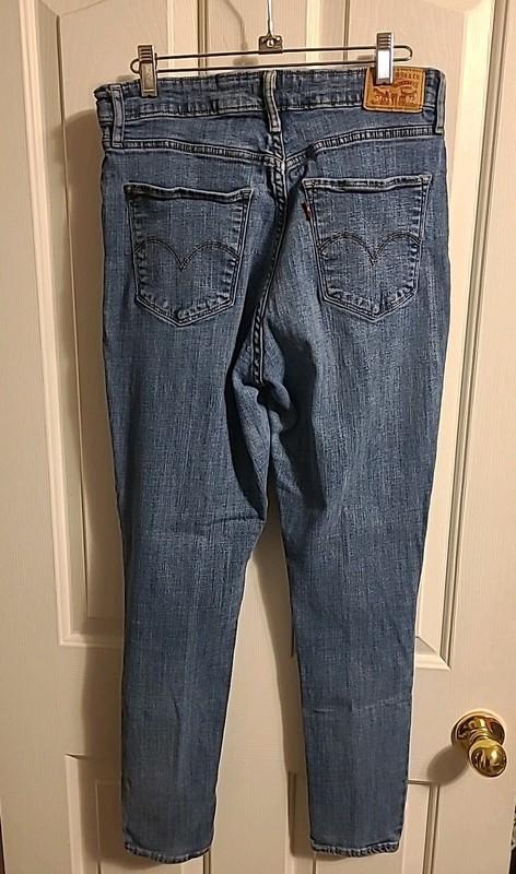 Levi’s 721 High Rise Skinny Jeans Stretch Women’s Size 31x30 Actual (31x29)