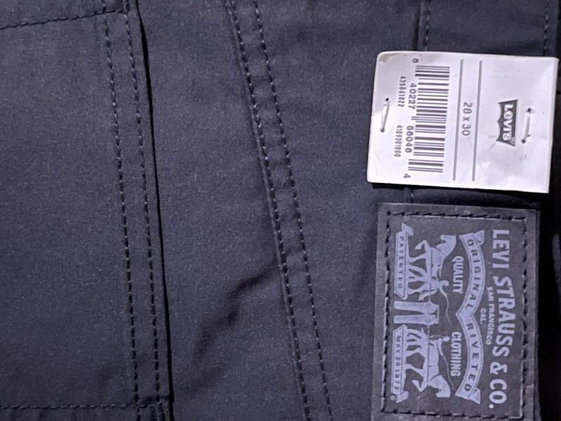 Levi’s High Wasted Mom Jeans 28x30
