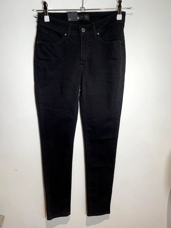 Levi's Jeans Demi Curve Skinny Black Denim Size 27 x 32 Womens Stretch NEW