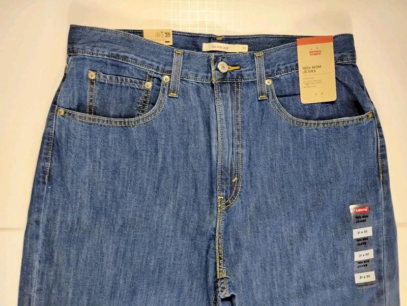 LEVI'S-NWT-Women's '80s Mom 100% Cotton Denim Blue Jeans-Size W31xL30