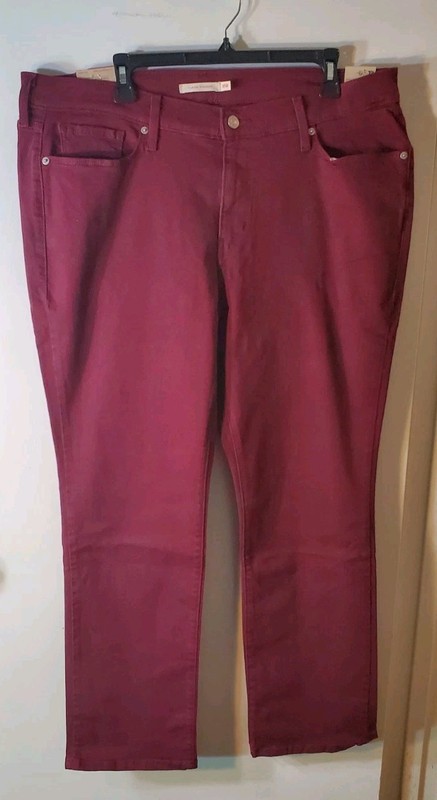 Levi's Plus Classic Straight Jeans Windsor Wine- Size 18W