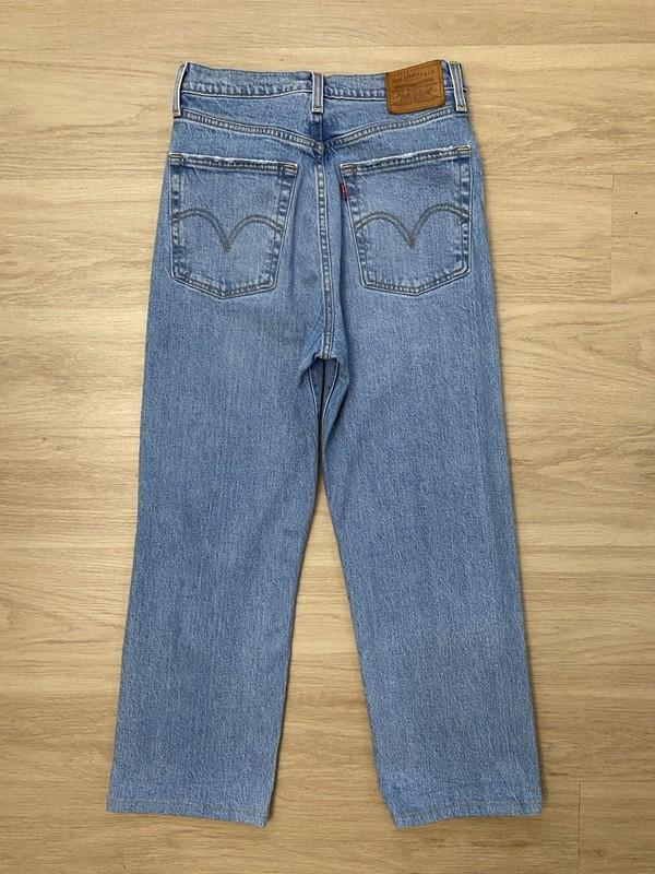 Levi’s Ribcage Straight Ankle Jeans Women’s 27 Premium High Rise Distressed
