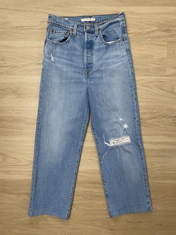 Levi’s Ribcage Straight Ankle Jeans Women’s 27 Premium High Rise Distressed
