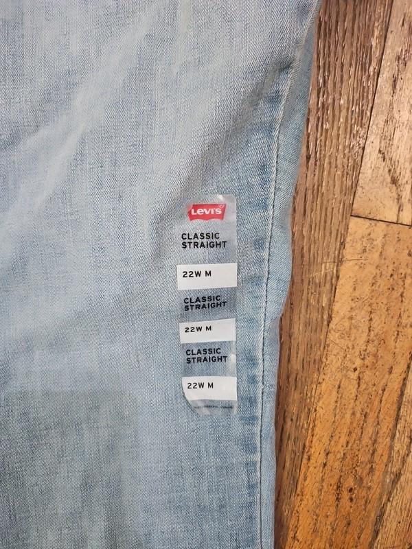 Levi's Size 22w X 30 Ins Women's 414 Classic Straight Breezy Sea Jeans