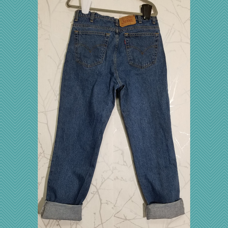 Levi's Vtg Medium Wash High Rise Slim Fit Straight Leg Mom Jeans Women's 12
