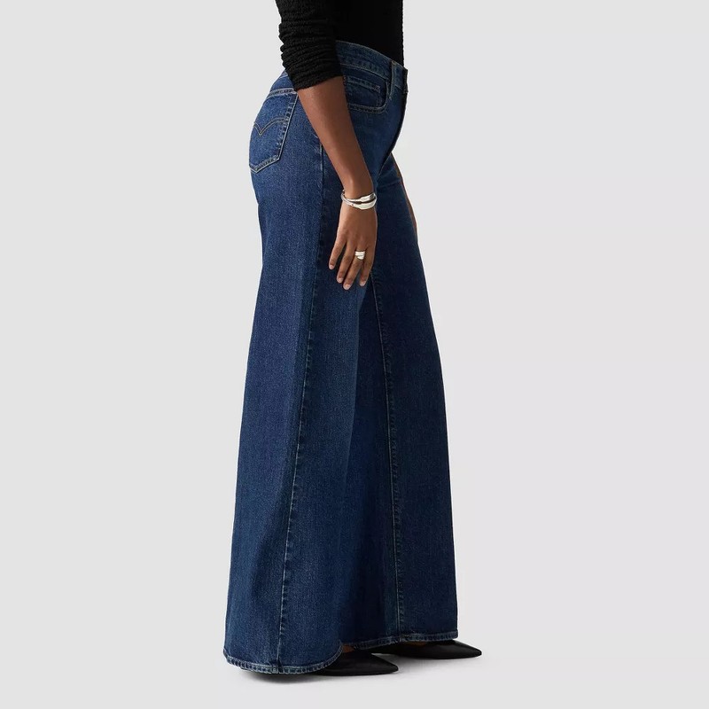 Levi's Women's High-Rise Wide Leg Jeans