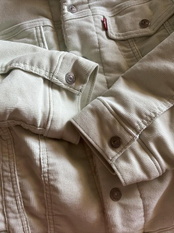 Levi’s Women’s Mint Green Corduroy Sherpa Lined Trucker Short Jacket Sz M EUC