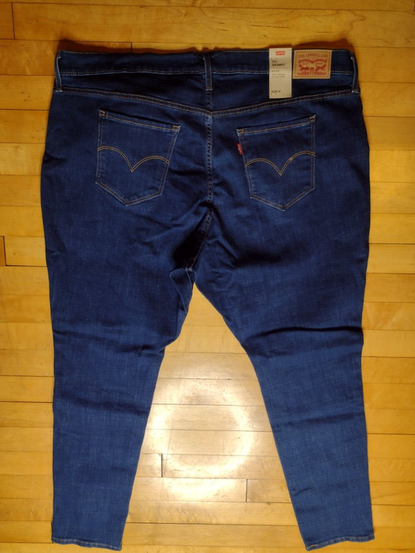 Levi's Women's Plus-Size 711 Skinny Jeans Marine Overboard US 22W M