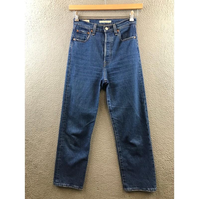 Levi Woman’s Ribcage Straight Ankle Jeans Size 25