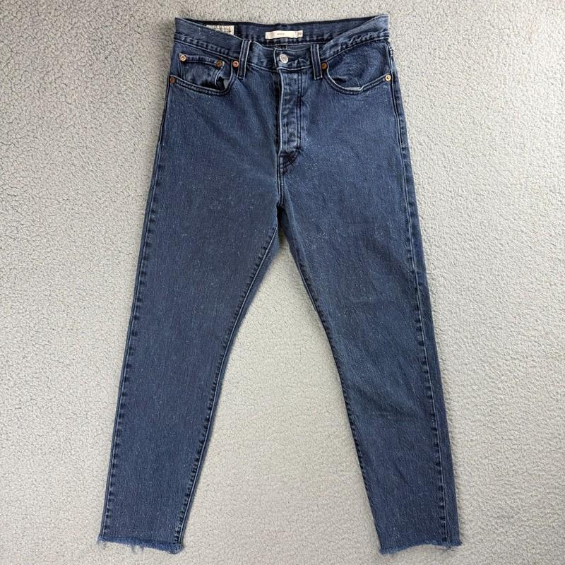 Levis Jeans Women 28 Blue Wedgie Raw Hem Stonewash High Rise Slim Straight Denim