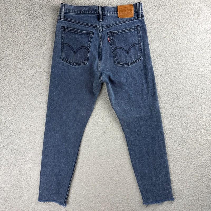 Levis Jeans Women 28 Blue Wedgie Raw Hem Stonewash High Rise Slim Straight Denim