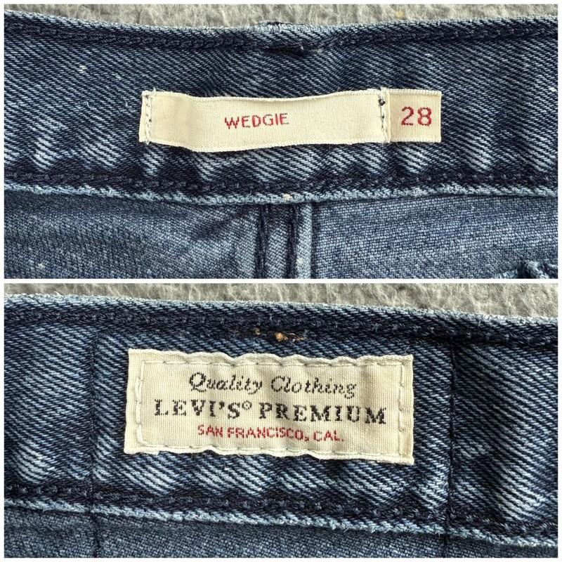 Levis Jeans Women 28 Blue Wedgie Raw Hem Stonewash High Rise Slim Straight Denim
