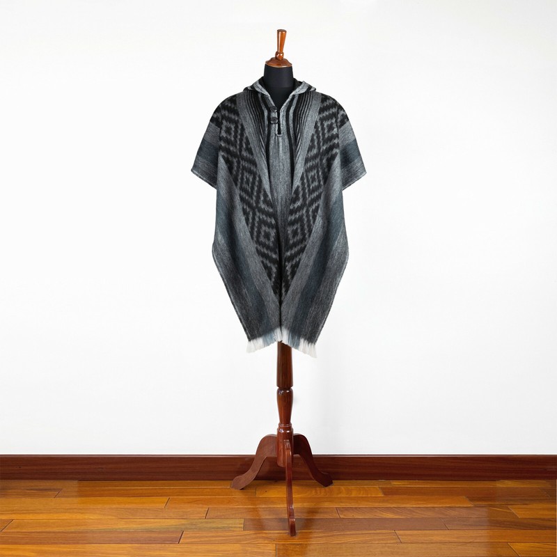 Lightweight BABY ALPACA Wool Hooded Poncho Pullover UNISEX Handmade In Ecuador