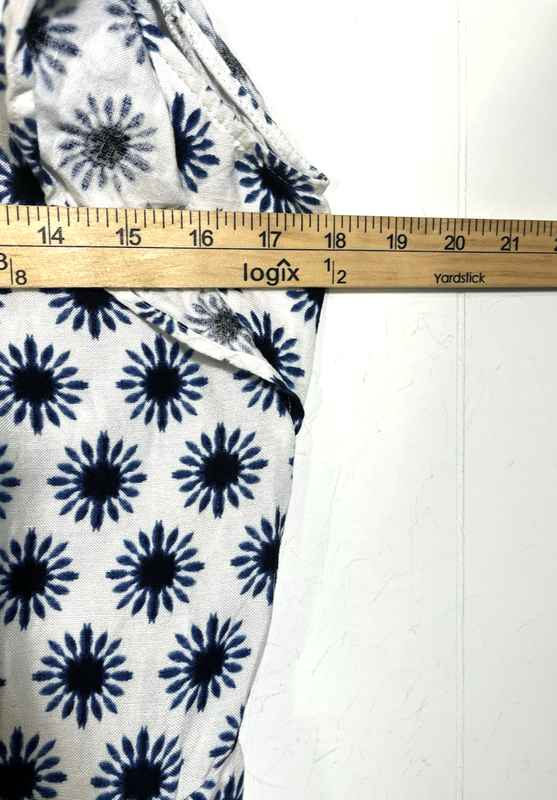 Loft Linen Blend Floral Short Romper White Blue Flutter Sleeve Pockets Size 2