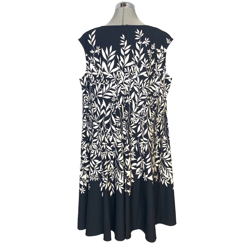 London Times Women's Plus Size 16W Elegant Black White Floral Fit & Flare Dress