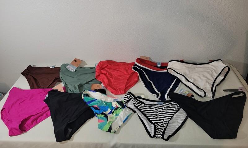 Lot of 10 Women's Target Swim Bottoms Size L. Brand New ²⁸