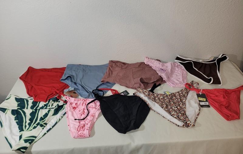 Lot of 10 Women's Target Swim Bottoms Size L. Brand New ²⁹
