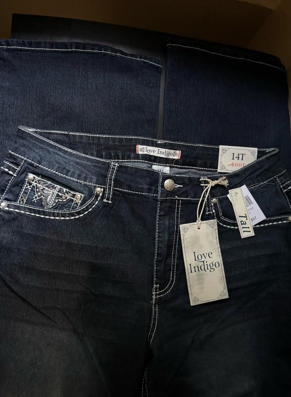 Love Indigo Women’s Embellished Mid Rise Bootcut Jeans Size 14 Tall NEW Tags