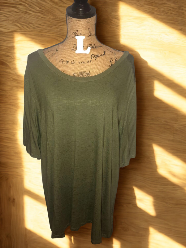 LuLaRoe Boyfriend T