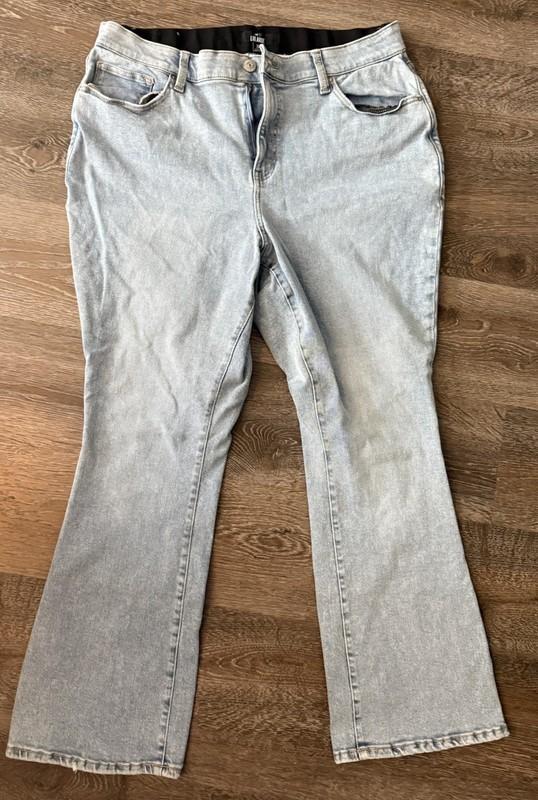 Lularoe Denim Jeans 36 - High Waisted Bootcut - Light Wash - Excellent Cond